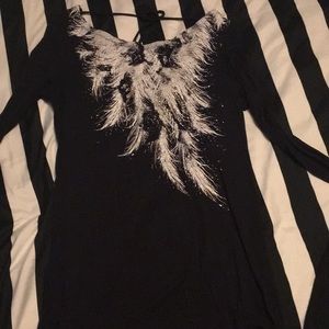 Long sleeved shirt with tie back